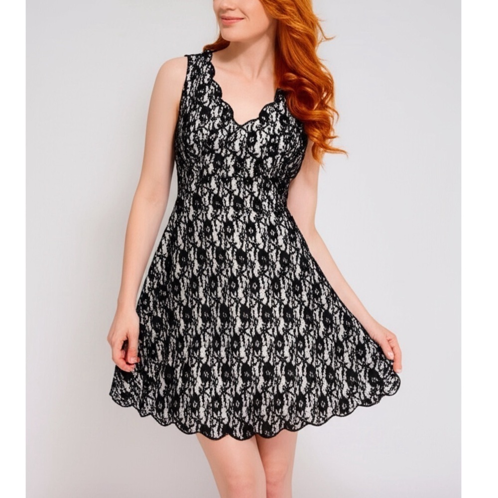 ALTAR’D STATE Fit Flare Mini Beige Black Lace Dress Sleeveless Scalloped Small